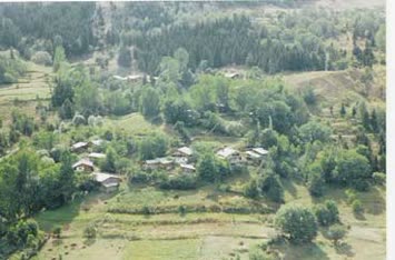 Satapliya (Otluca) köyü orta mahalle 2004