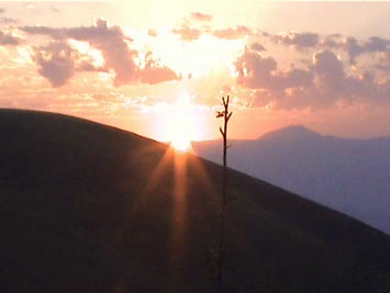 Eskikaleden(Ustamis) Gün Doğumu