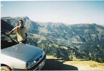 Ali Kurtuluş Yılmaz BEN - 2002 - URİSAKLAVİ