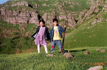 Candaş ile Neslihan / 2005