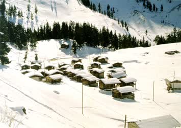 Quçen Kışla