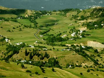 Mamanelis Gözaldur