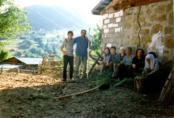 hacigil mahallesinin buluşma ve sohbet noktasi...