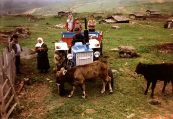 bizim yaylanın önü