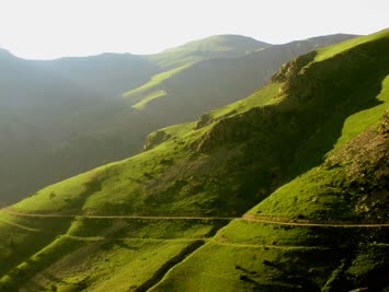 Yayla Yolu