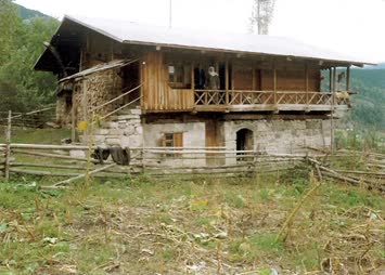 Efendigil Enver Öztürk’ün Evi-Tibet