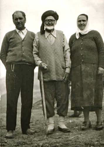 HACi DEDEY, FEYiME NENEY VE iSHAK DEDEY...