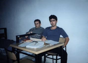 erzincan eğitimde yurt odasında harun reşit ve ben