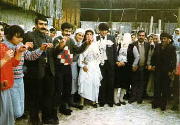 Nerde o eski dügünler