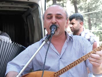 Söz ve Sazı ile Nedret Ural / Harfana