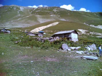 Taşlı Yayla Gogola