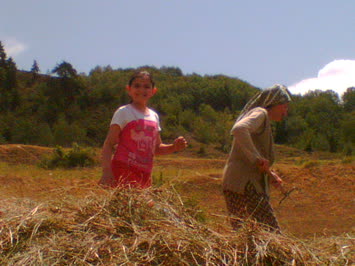 kızım elif ve ayten halası