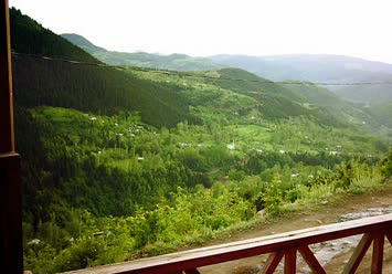 efkardan şavsat bir başka görünür