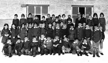 süleyman ögretmen ve ögrencileri