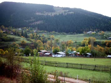 cennetten bir köşe sanki