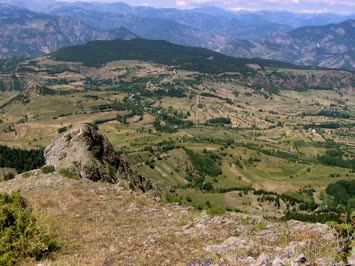 kilisenin tepesinden bir görünüm(mokta)