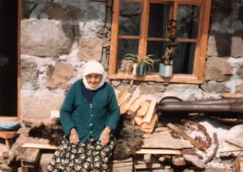 Güleser Karagöz / Posxovlu Nenemiz / 115 Yaşında 1993 de aramızdan ayrıldı. / Süles / 1992