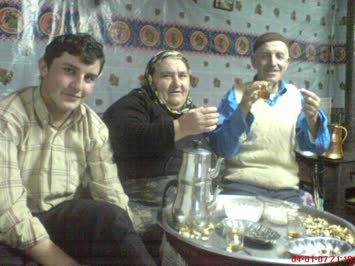 candan dostlarimiz olan sn. Hisamettin Kuş ve ailesi