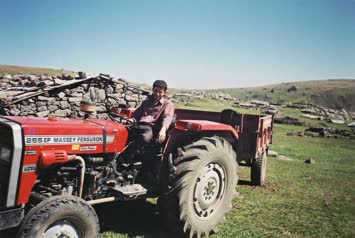 birzamanlarin daglarin krali goşliyetli yilmaz