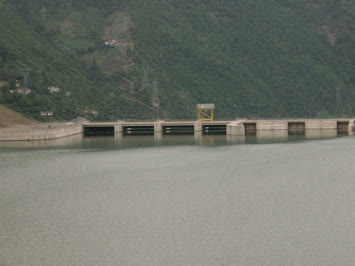 borçka barajı