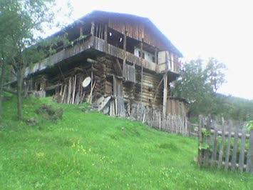 düenli köyünden yaşar altunun evi