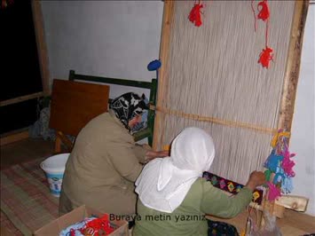 Kilim Dokuyan Kadınlar