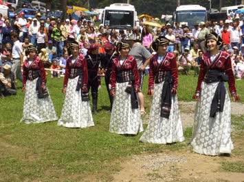 2007 Yılı festivalinden-katılımcı folklor ekibi Gürcistan