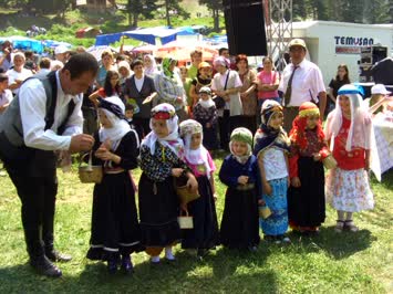 2007 Yılı festivalinde zor seçim festival güzellerimiz-Nihat KAYA-07.10.2007