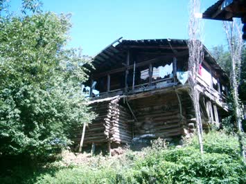 yavuzköy ayvaz mahallesi nedim alagözün evi