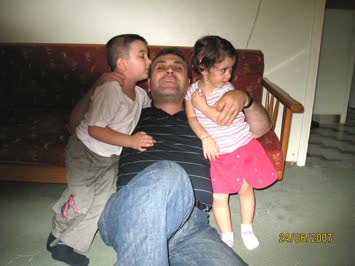 BÜYÜK KARDEŞİM ÖZKEMAL OĞLU KÜÇÜK ÖZKAN VE YEĞENİ BERCE İLE BİRLİKTE