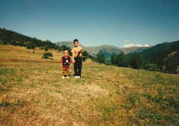Mahallem,çocuklar ve karşıda yayla yolları-Nihat KAYA-07.01.2008