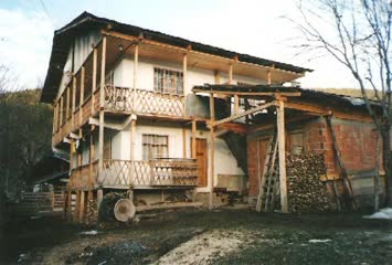 Köydeki evimin tamamlanmamış zamanından-Nihat KAYA-08.02.2008