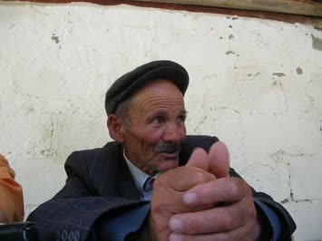 Zendebadan insan manzaraları
