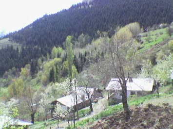 yukarı mahalleden bir bölum