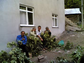 IHLAMURLAR ALTINDA...SALİH-MİHRİNAZ;AYSE-ADEM BÜLBÜL