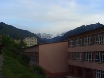 ŞAVŞAT lisesinin arka kısmından yaylalara bakış-Nihat KAYA