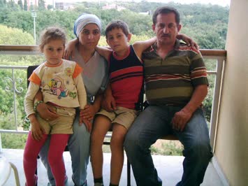 SELİM VE AYLESİ