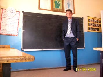 Garibim Öğretmen 