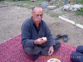 Fikrettin Amcam Patatesi götürüyor
