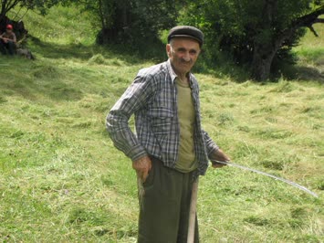 tırpan massetlerken...
