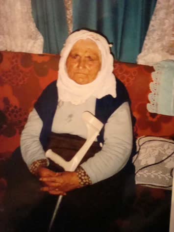 Emine Yazar