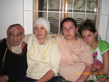 Dört Nesil (Rahmetli anneannem-annem-ablam ve yeğenim)