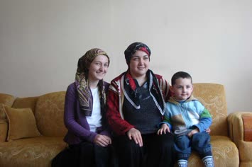 Hilal, Pervin, Asaf