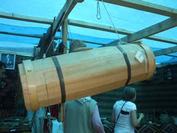 önünde tığ makinasıyla bir köy evi ve muhtelif memleket manzaraları-2007