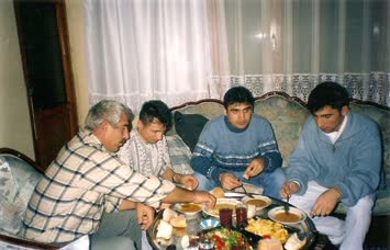 Rahmetli Orhan Altunal ve oğulları Sinan,Kenan ve Barış
