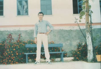 herzaman çok yakışıklıdır (sinan yazar)