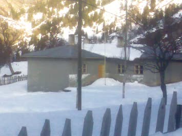 Kapalı olan okulumuz 