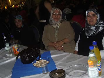 Soldan:Mecbure bibi, Henife bibi, Fikriye yenge
