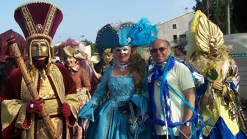 Ben ve venedikli maskeli italyanlar