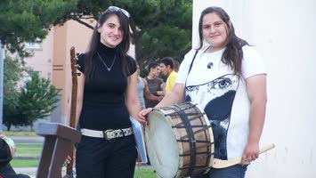 Fransa da turk halk muzikçileri